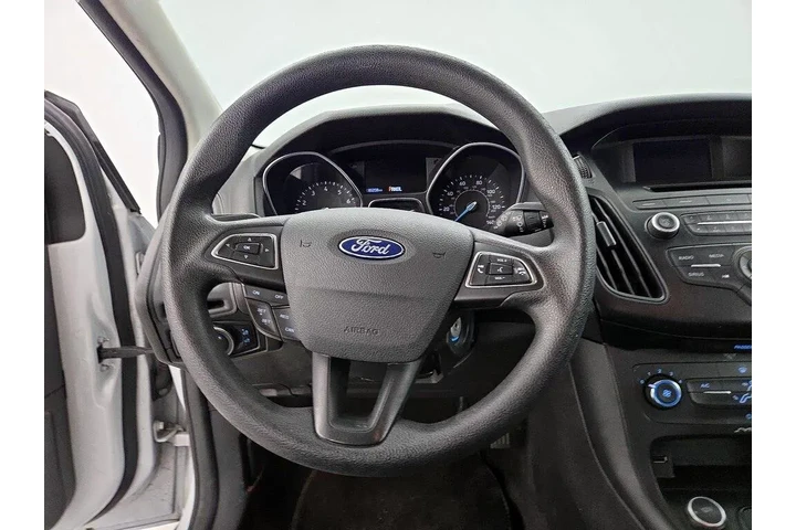 $11599 : Ford Focus 2017 SE 4dr Hatch image 10