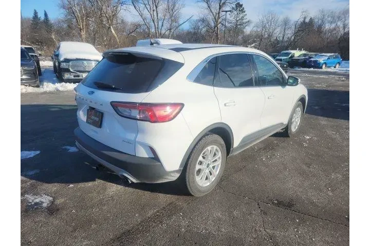 $17500 : Ford Escape 2020 AWD SE 4dr image 6