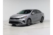 $20998 : Kia Forte 2024 LXS 4dr Sedan thumbnail