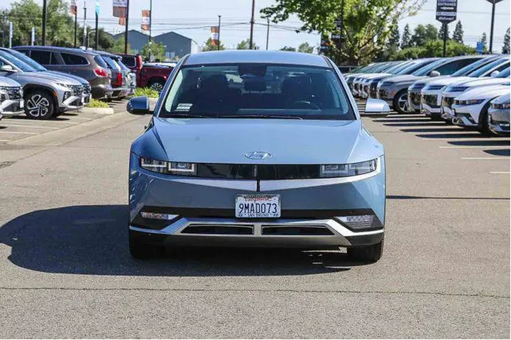 $25992 : Hyundai IONIQ 5 2024 SEL 4dr image 7