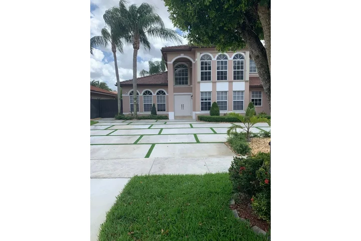 Driveways, Patios y Concrete image 3