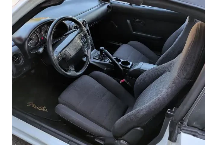 $14995 : Mazda MX-5 Miata 1991 2dr Co image 10