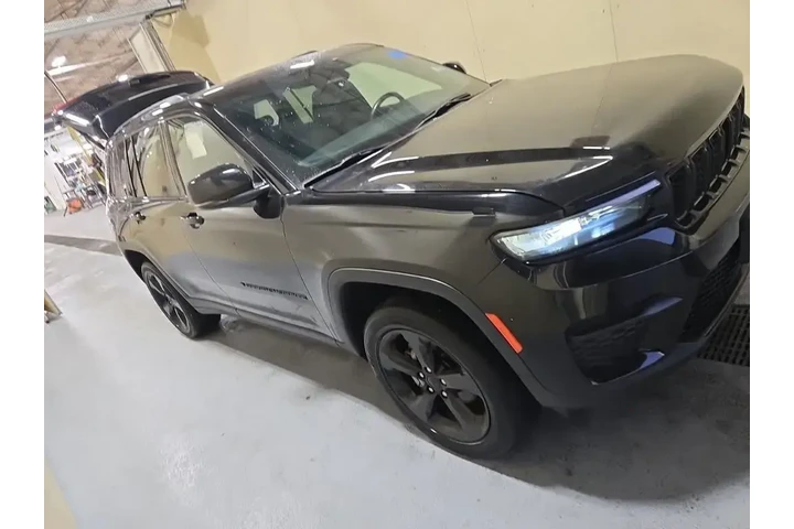 $29693 : Jeep Grand Cherokee 2022 4x4 image 3