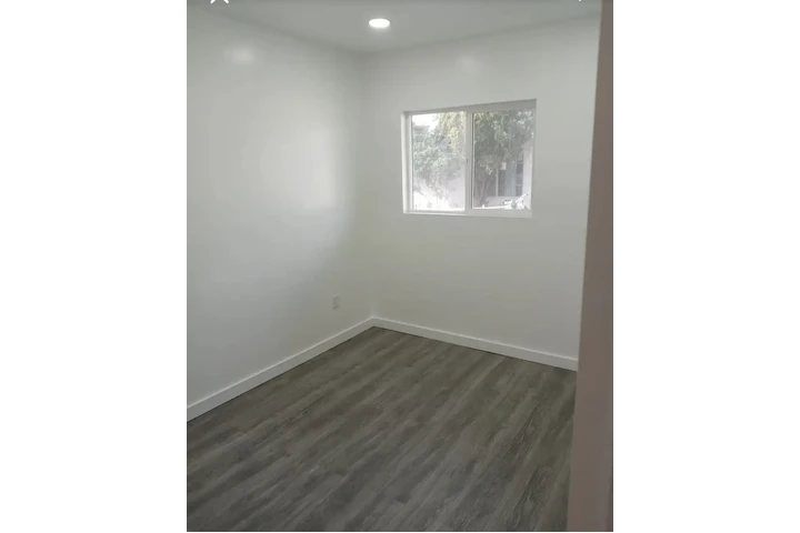 $1300 : Un Tremendo lugar en alquile image 4