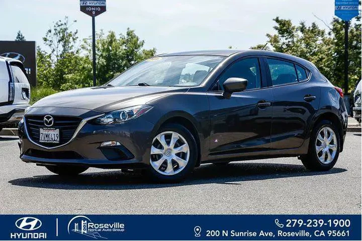 $12997 : Mazda Mazda3 2016 i Sport 4d image 1
