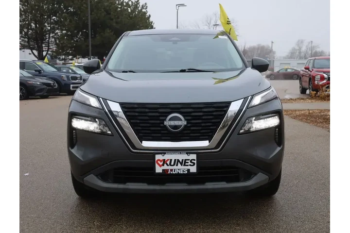 $19377 : Nissan Rogue 2023 AWD S 4dr image 2