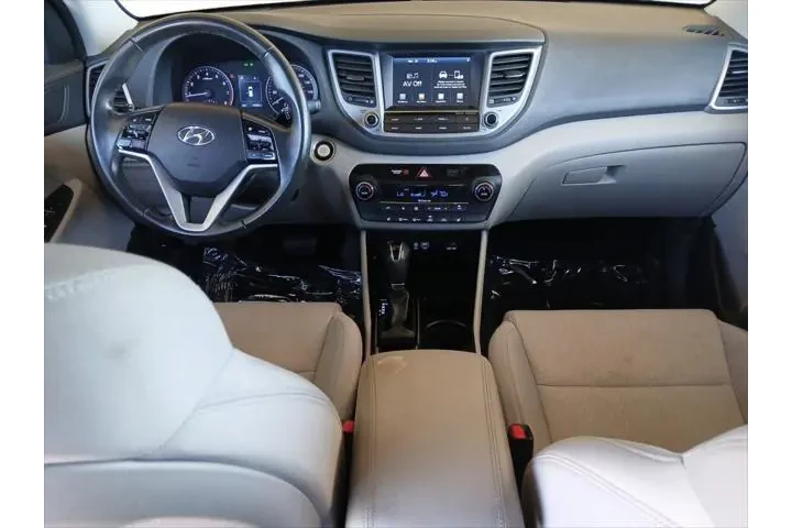 $12625 : Hyundai TUCSON 2018 Value 4d image 10