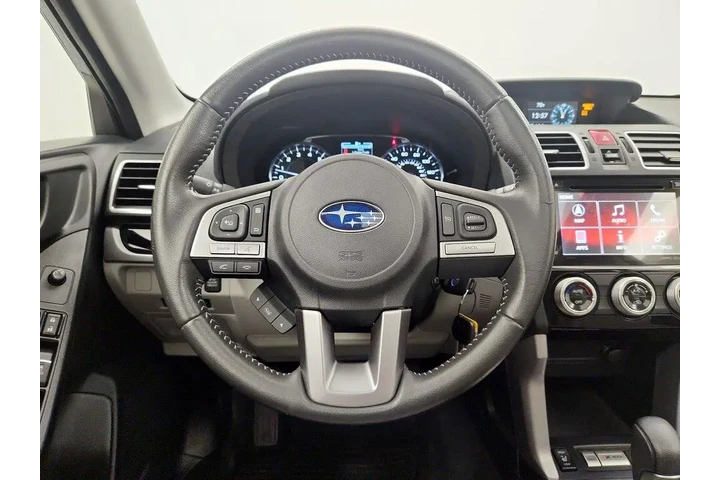 $24998 : Subaru Forester 2017 AWD 2.5 image 10