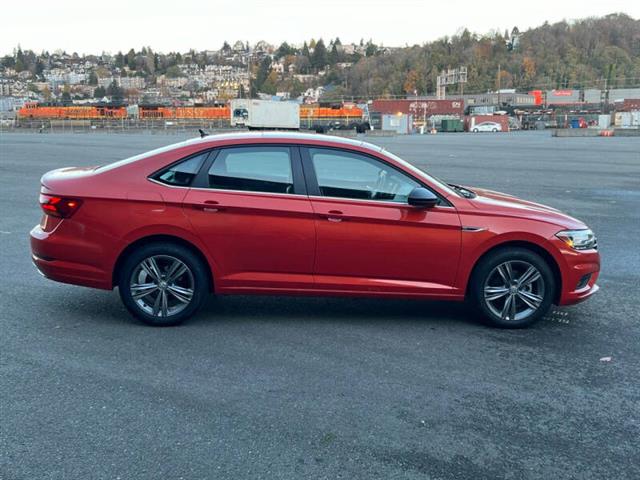 $18988 : 2019 Jetta R-Line image 8