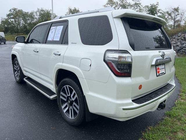 $45807 : PRE-OWNED 2022 TOYOTA 4RUNNER image 6