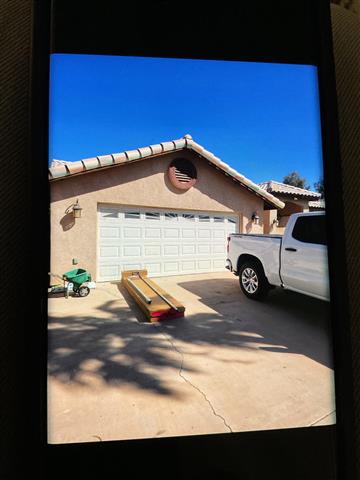 Garage door image 1