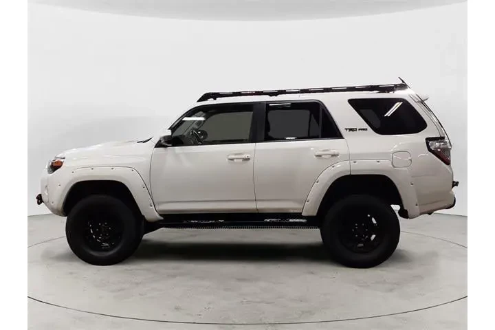 $25961 : Toyota 4Runner 2017 4x4 TRD image 2