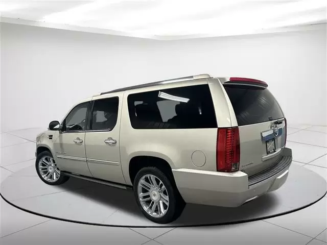 $14794 : Pre-Owned 2013 Escalade ESV P image 3