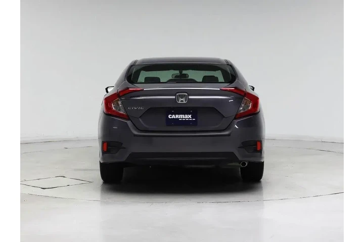 $17998 : Honda Civic 2017 LX 4dr Seda image 6