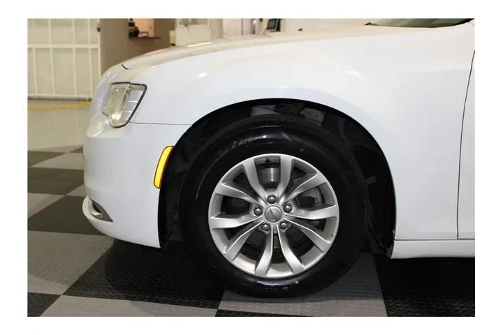 $16999 : 300 2020 image 8