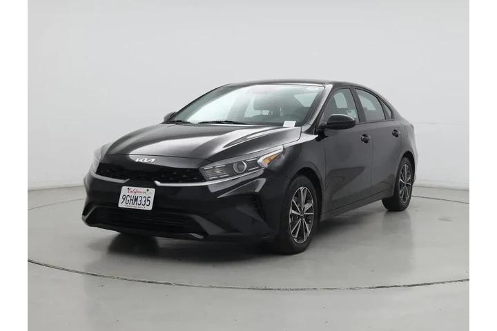 $18998 : Kia Forte 2023 LXS 4dr Sedan image 4