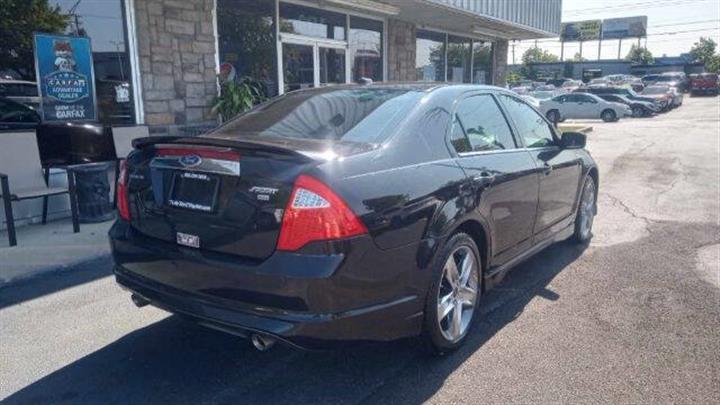 $8990 : 2010 Fusion Sport image 6