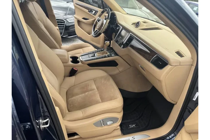 $23797 : 2015 Macan S image 6