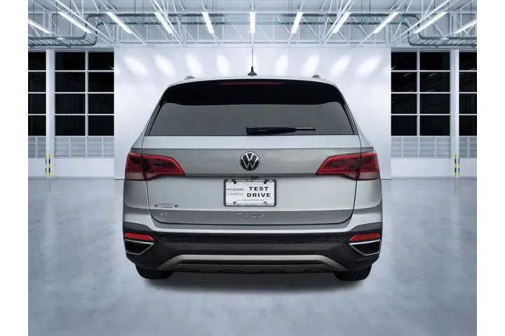 $16995 : Volkswagen Taos 2022 SE 4dr image 5