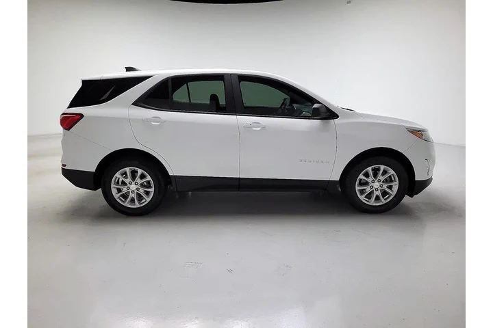 $19998 : Chevrolet Equinox 2021 LS 4d image 4