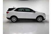 $19998 : Chevrolet Equinox 2021 LS 4d thumbnail