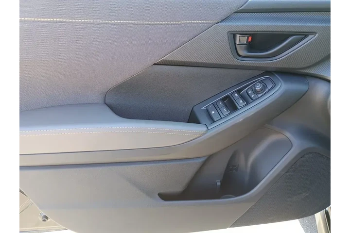 $27742 : Subaru Crosstrek 2025 AWD Sp image 8