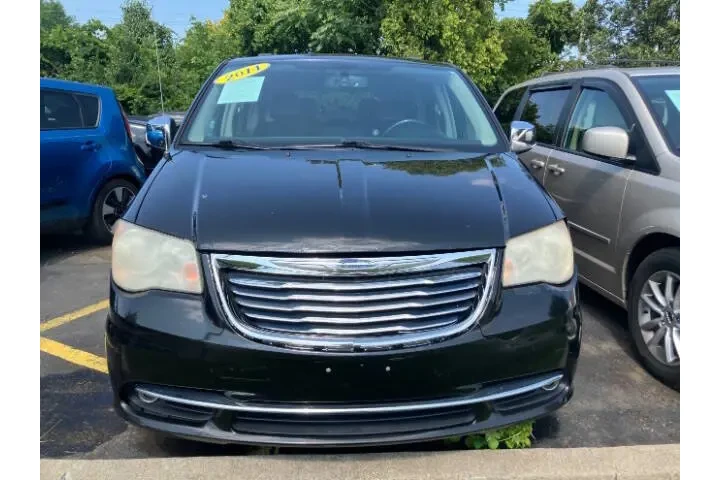 $8500 : 2014 Town and Country Touring image 7