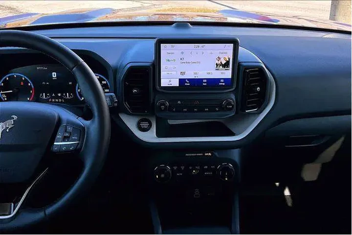 $28500 : Ford Bronco Sport 2024 AWD H image 9