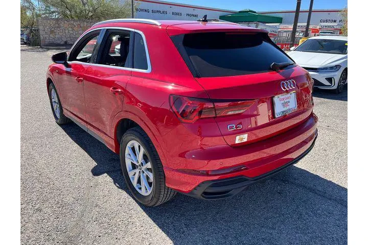 $28415 : Audi Q3 2023 AWD quattro S l image 6