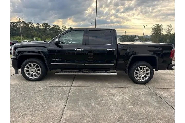 $28778 : GMC Sierra 1500 2016 4x4 Den image 4