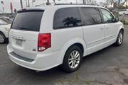 $8995 : 2016 Grand Caravan SXT thumbnail