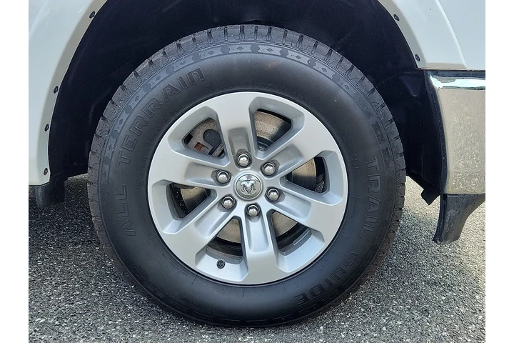 $29898 : Ram 1500 2022 4x4 Laramie 4d image 9