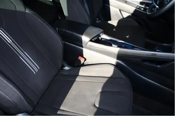 $16911 : Hyundai ELANTRA Hybrid 2022 image 6