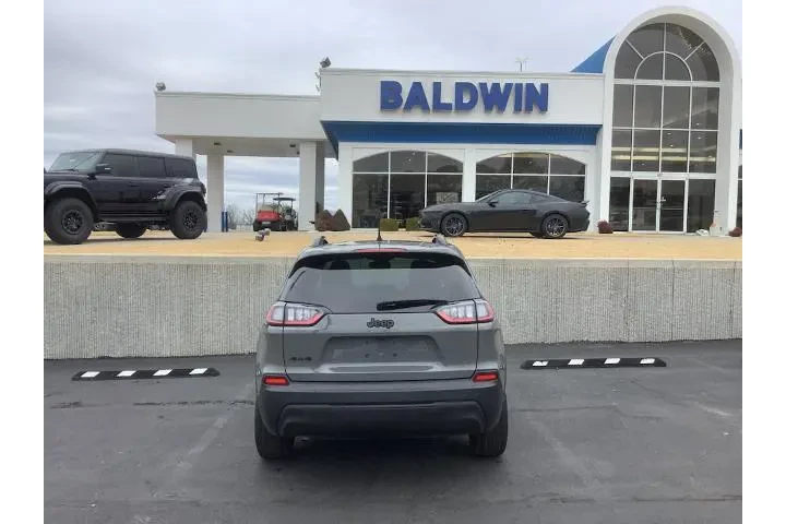 $23950 : Jeep Cherokee 2023 4x4 Altit image 6