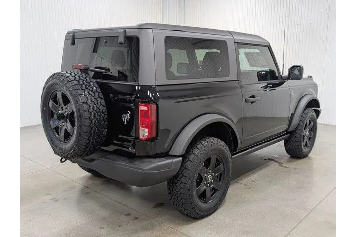 $39943 : Ford Bronco 2024 4x4 Black D image 6