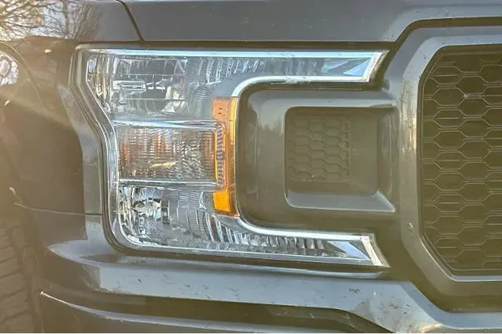 $26995 : Ford F-150 2019 4x4 Lariat 4 image 9