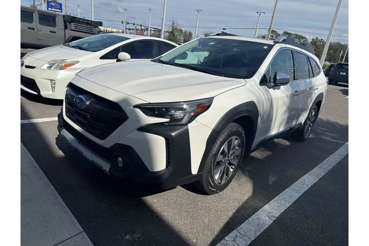 $32991 : Subaru Outback 2024 AWD Tour image 1
