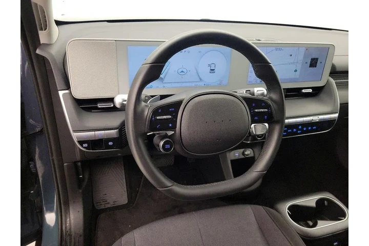 $29998 : Hyundai IONIQ 5 2024 SE 4dr image 9