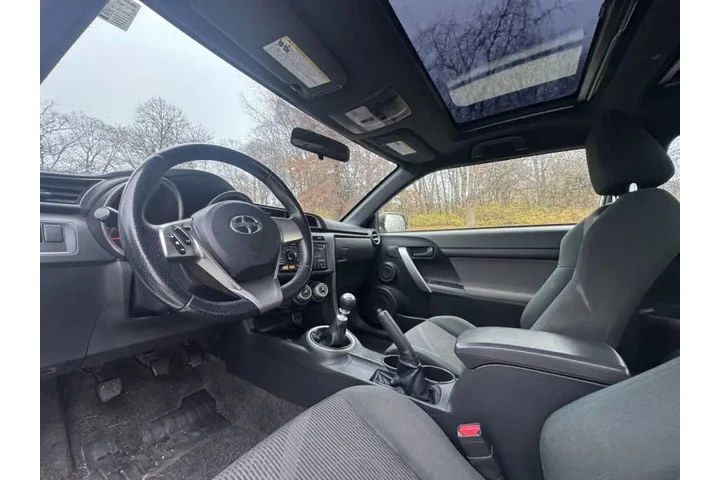 $6999 : 2013 tC image 6