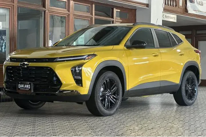 $24985 : Chevrolet Trax 2025 ACTIV 4d image 8