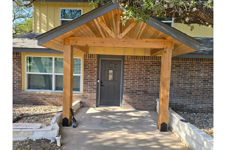 JIGH SIDING & CORNICE image 7