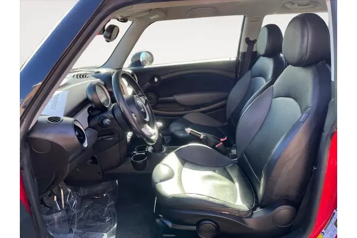 $4985 : MINI Cooper 2009 Base 2dr Ha image 9