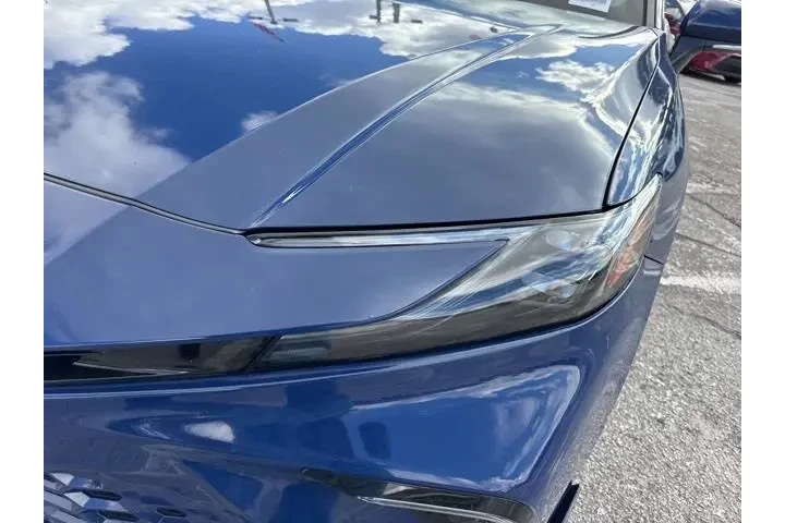 $30988 : Toyota Camry 2025 SE 4dr Sed image 9