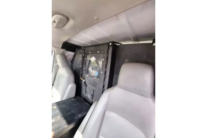 $11995 : 2011 FORD E350 SUPER DUTY CAR image 3