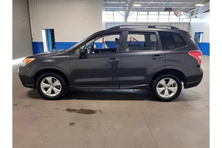 $12993 : Subaru Forester 2015 AWD 2.5 image 6