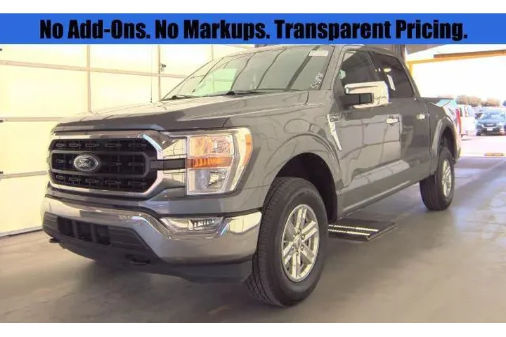 $38773 : Ford F-150 2021 4x4 XL 4dr S image 1
