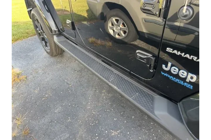 $28246 : Jeep Wrangler Unlimited 2022 image 10