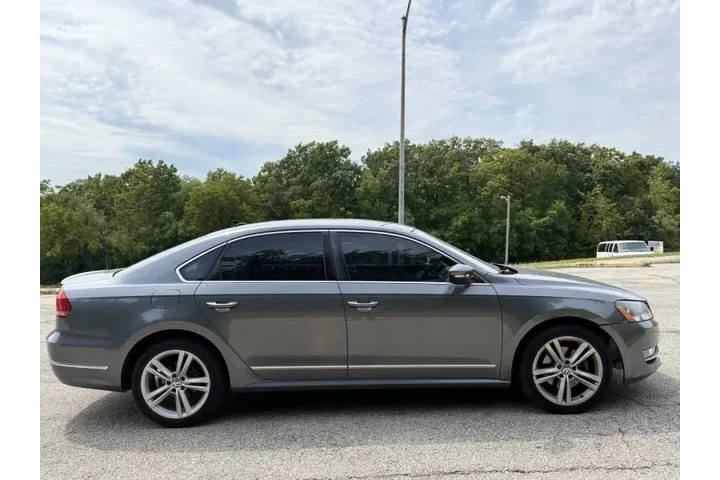 $4999 : 2014 Passat 2.0L TDI SEL Prem image 5