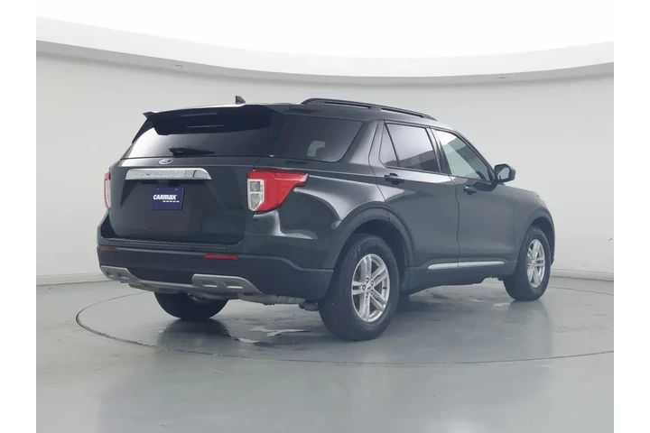 $30998 : Ford Explorer 2023 AWD XLT 4 image 8