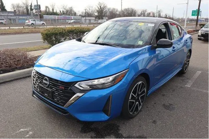 $19272 : Nissan Sentra 2025 SR 4dr Se image 10